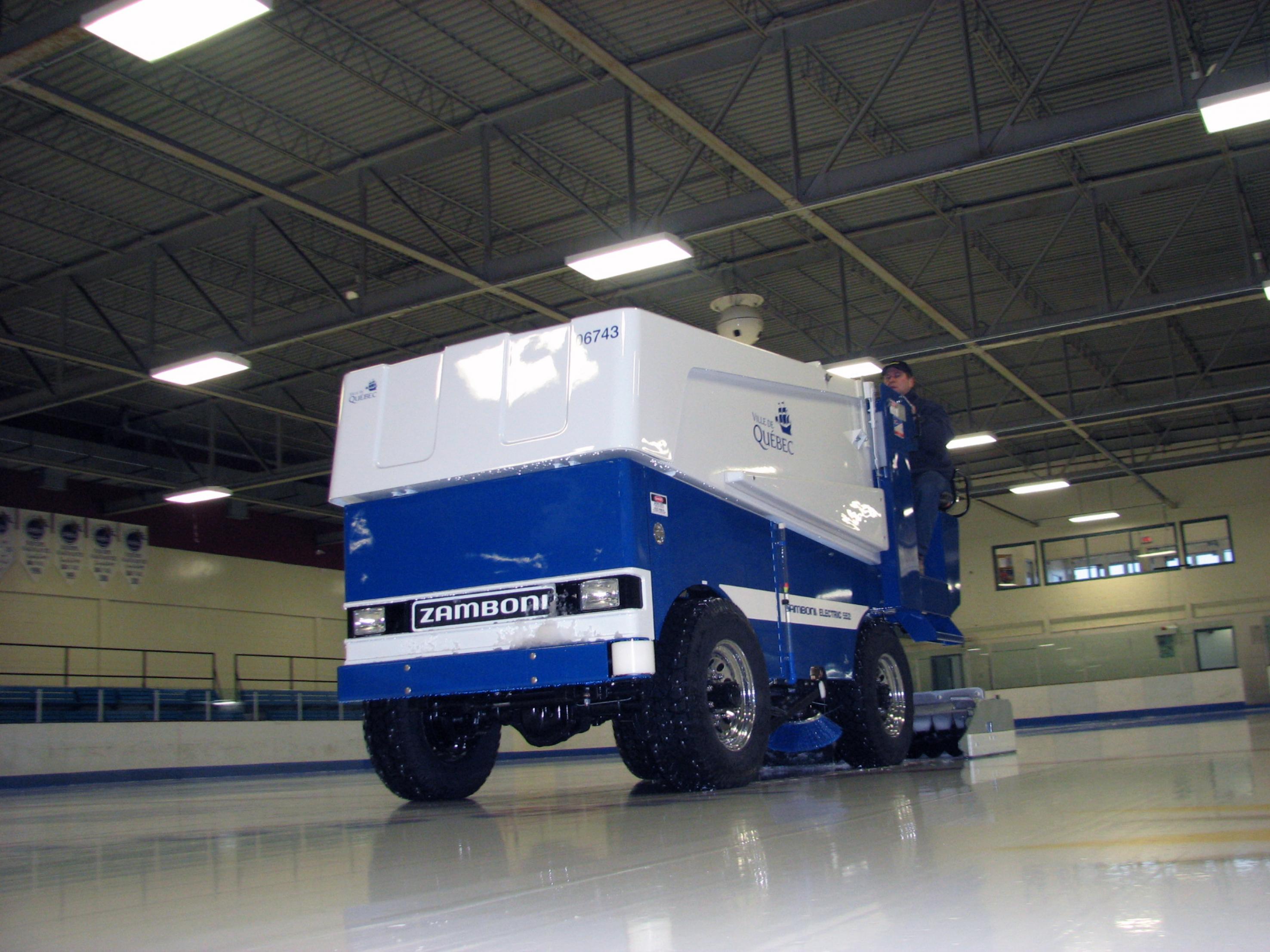 Image of zamboni